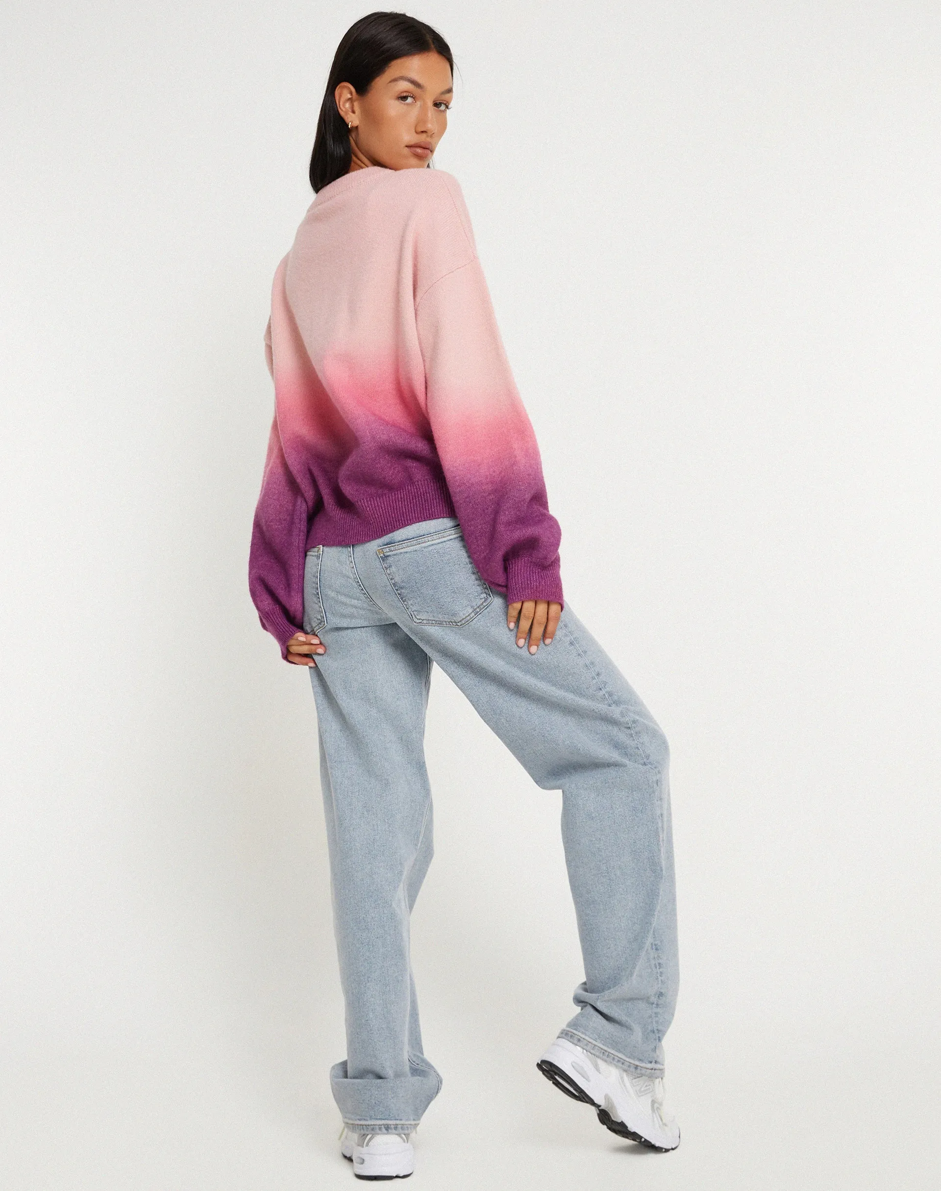 Akari Jumper in Gradient Pink