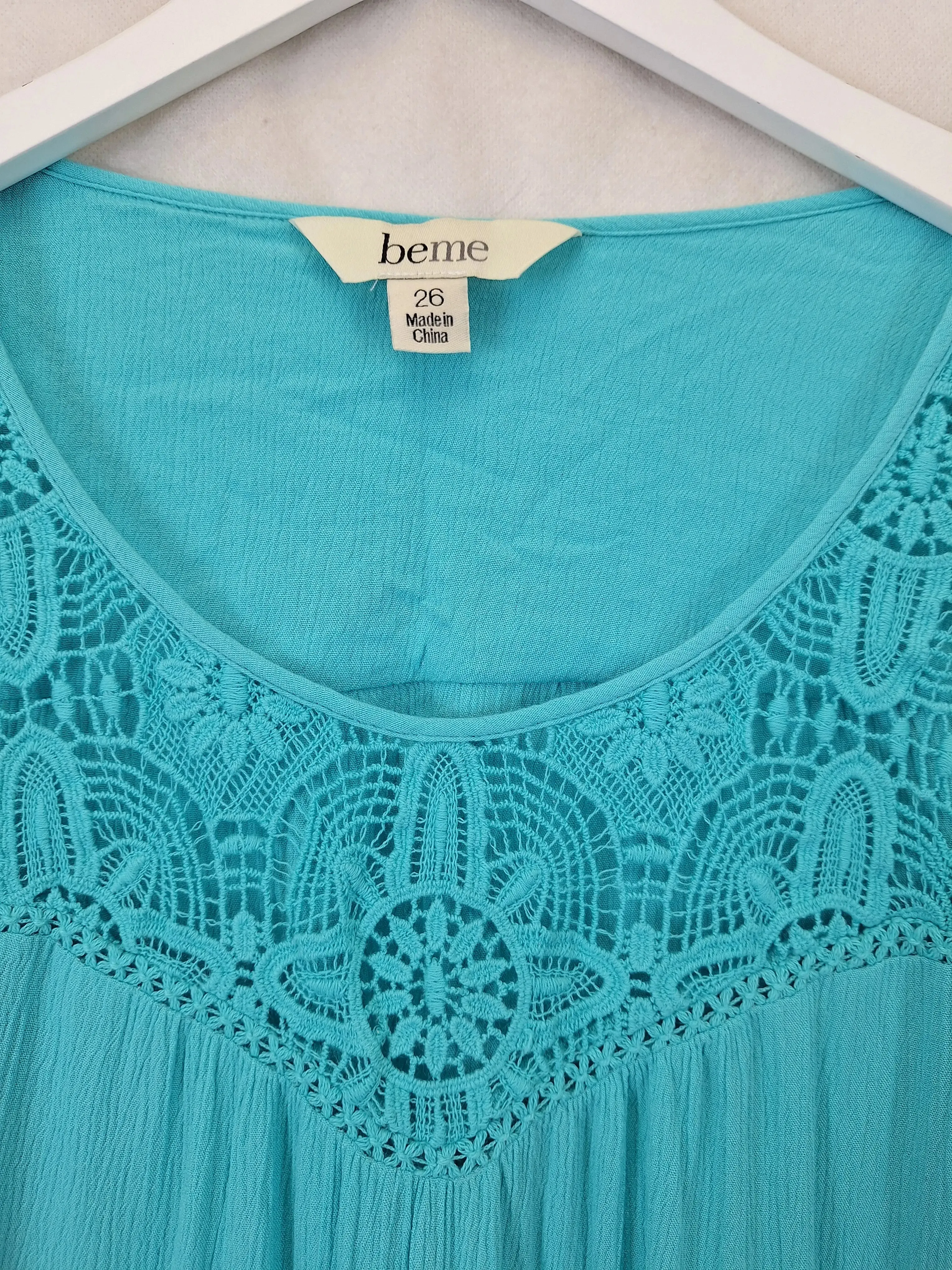 Beme Timeless Lace Yoke Top Size 26