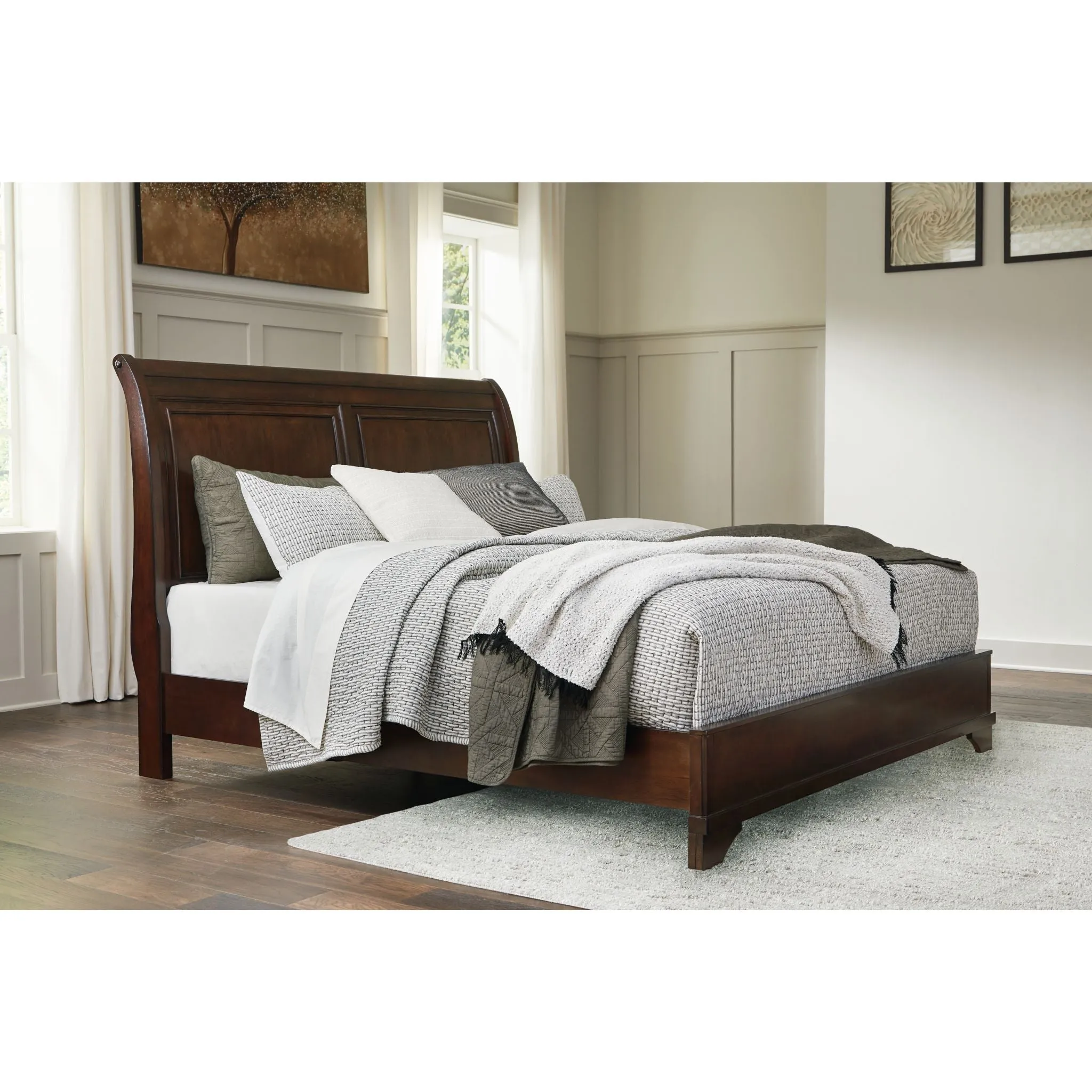 Brookbauer Queen Sleigh Bed