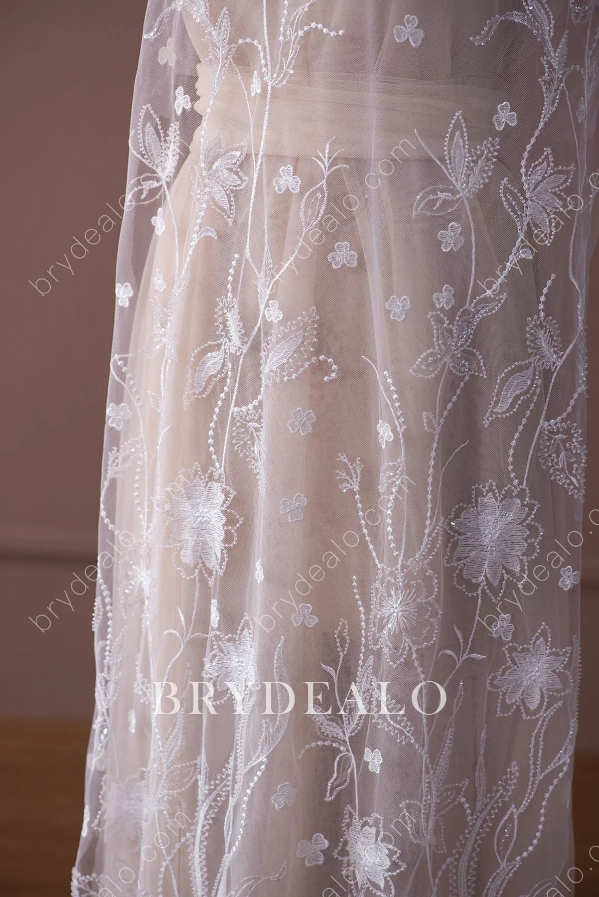 Elaborate Sequin Bloom Lace Fabric for Wholesale