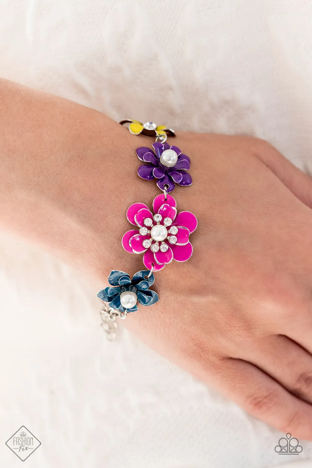 Flower Patch Fantasy - Multi Bracelet - Paparazzi Accessories