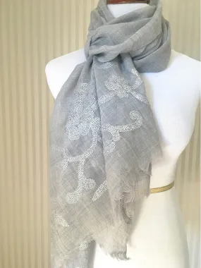 Gray Mist Floral Curve Shawl Wrap