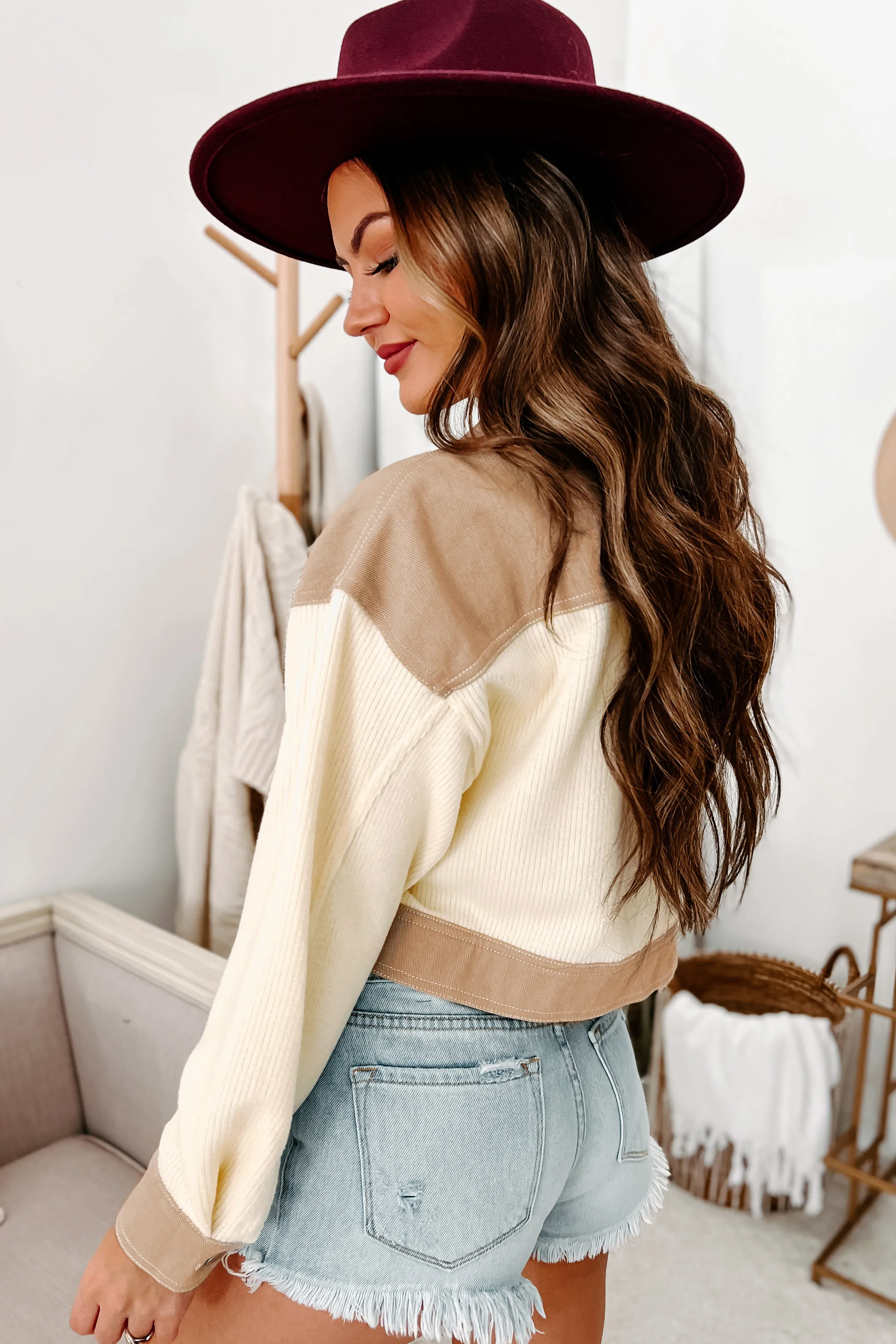 Jylan Cropped Contrast Knit Jacket (Taupe/Cream)