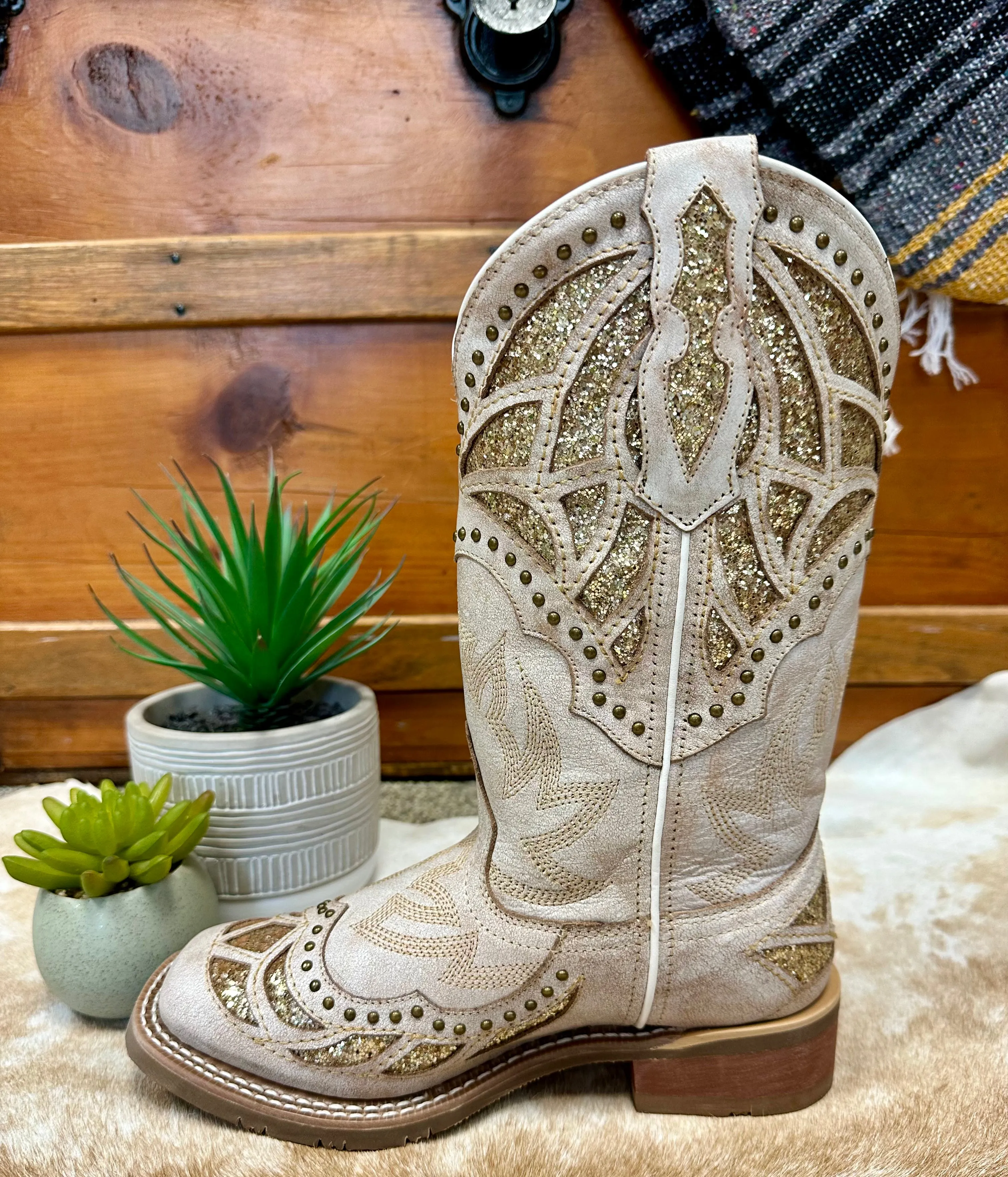 Laredo Women's Bone Eternity Underlay Cowgirl Boots 5867