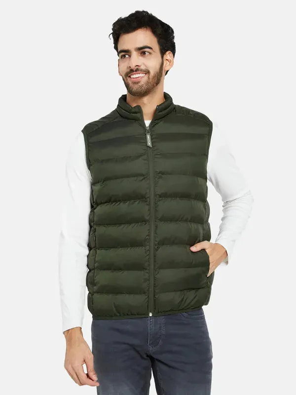 Mettle Men Olive Green Camouflage Crop Quilted Jacket