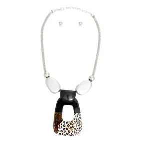 Monochromatic Open Rectangle Leopard Print Necklace Set