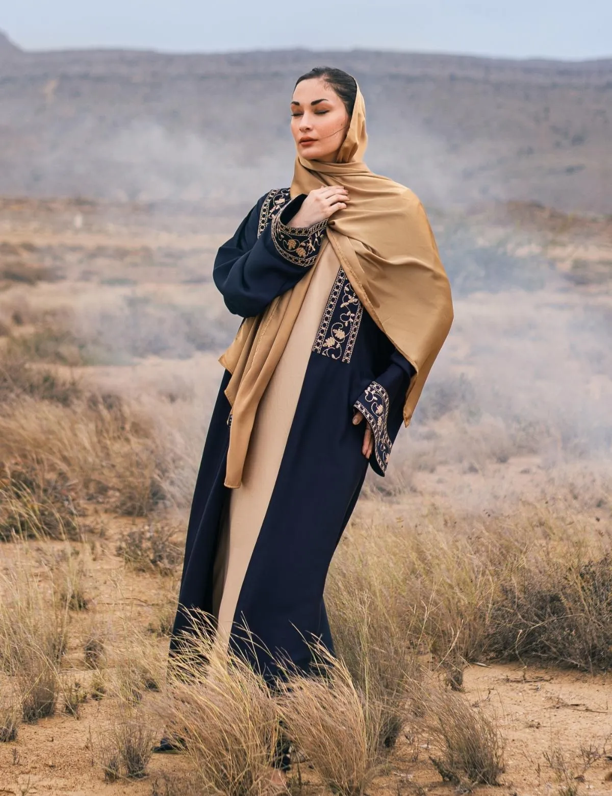 RETRO IN A CLASSIC ERA ABAYA