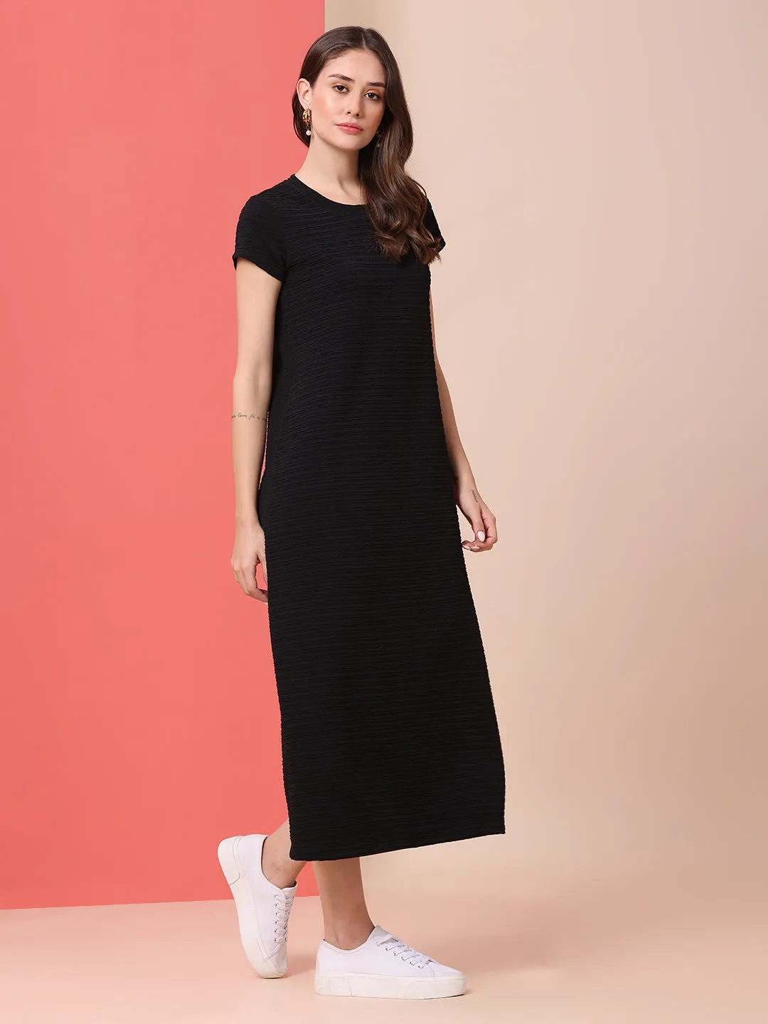 TEXTURED KNIT STRAIGHT FIT DRESS